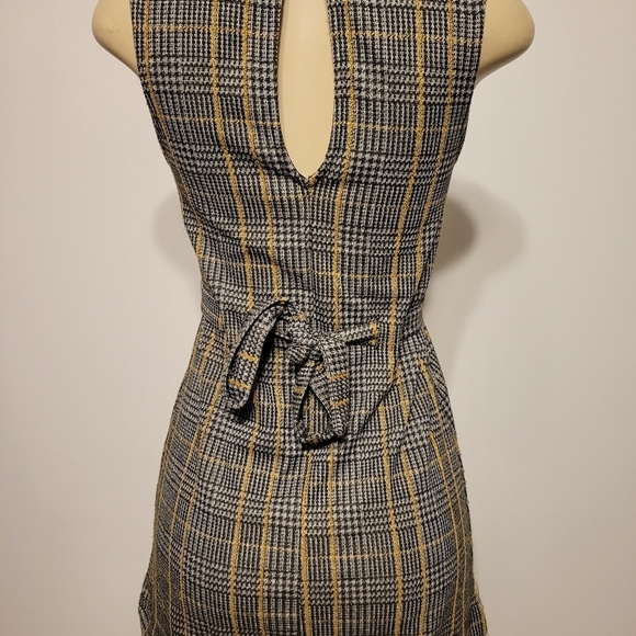 Urban Outfitters Grey Plaid Dress Size X-Small Tennis Golf Y2K Classic Demure - Picture 5 of 6